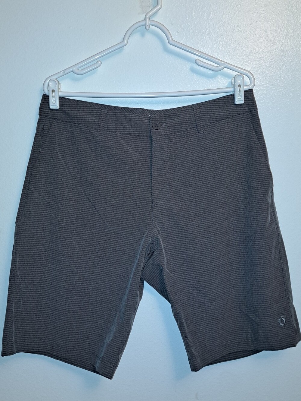 Hang Ten Gray Hybrid 4-way Stretch Flat-Front Men's Shorts With Stripes